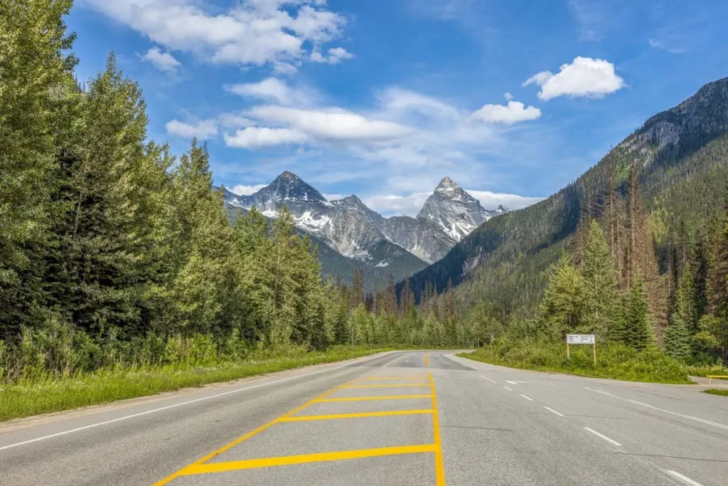 Renting a Car for Your Vancouver to Calgary Journey is the Best Choice