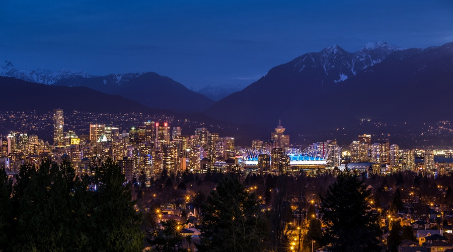 image 25 When the sun goes down in Burnaby, the real flavor of the city comes alive. This metro Vancouver suburb isn't just a daytime destination—it’s a buzzing hub of late-night eats, cozy hideouts, and after-dark attractions that are perfect for exploring by car. Whether you're a local looking to rediscover your city or a visitor exploring with a car rental in Burnaby, night drives here are anything but boring.