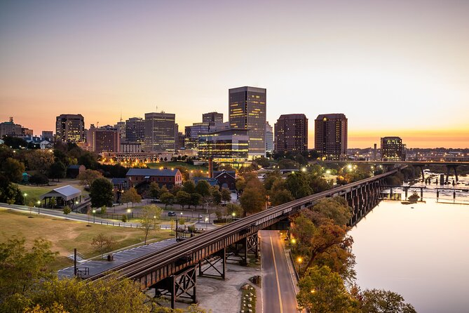 image 1 Richmond is one of those places that quietly wins you over the moment you arrive. One minute, you’re wandering through lively shops or stopping for a coffee, and the next, you’re by the river, watching fishing boats come and go. The city’s food is famous — especially if you love seafood — and the parks are a perfect escape when you want a break from the busy streets.
