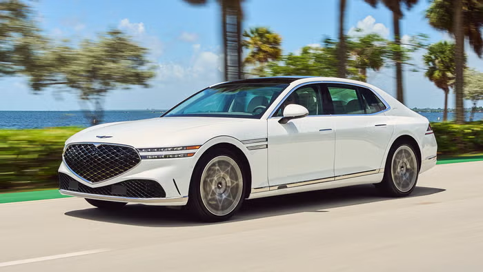 Sports Car vs. Luxury Sedan: What’s Your Style for Cruising Burnaby? 1 Burnaby
Car Rental