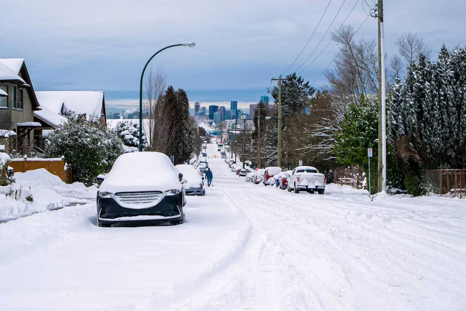Seasonal Driving Tips in Canada: Stay Safe on the Road Year-Round 7 a car covered with snow in winter, car rental in winter