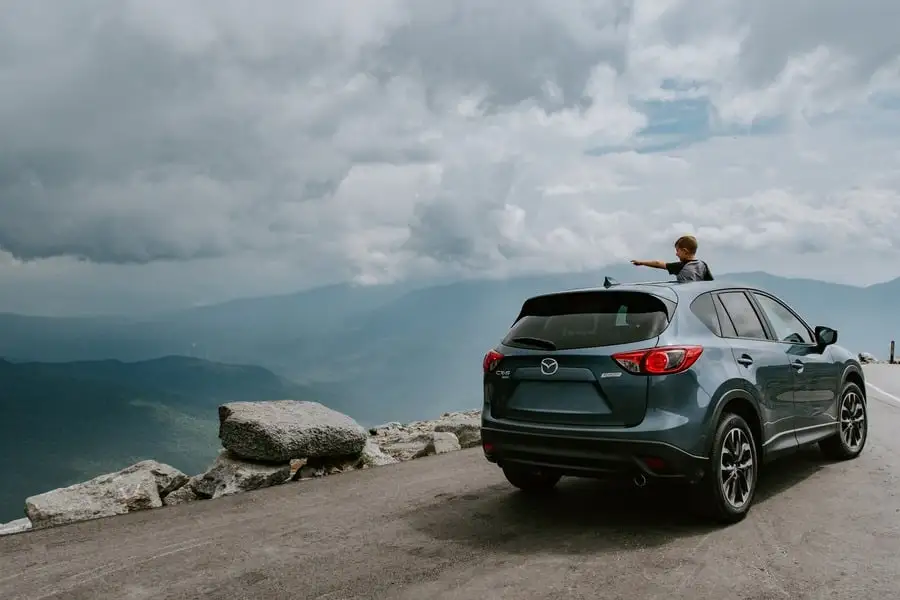 SUV car rental offers and the best mileage cars