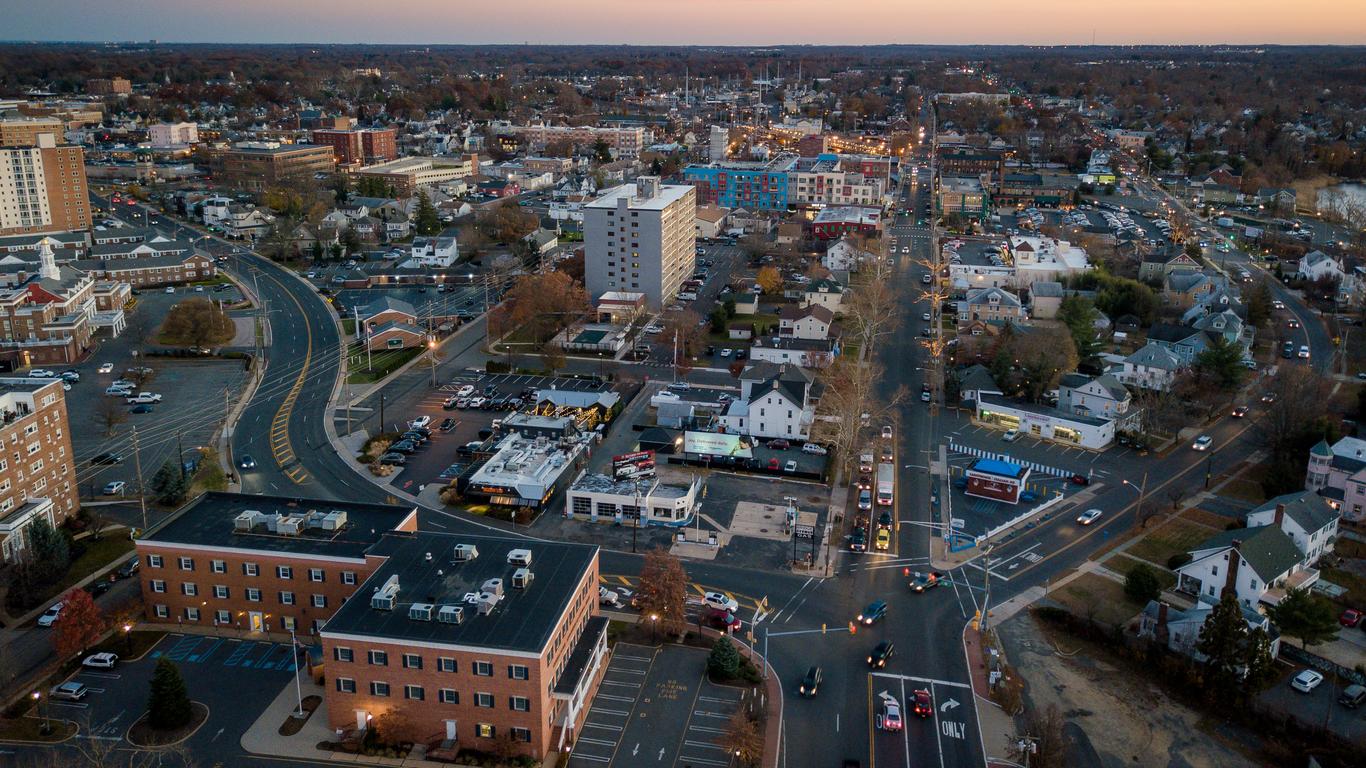 Car Rental Near Tourist Spots in Richmond: Explore with Mr Rent A Car 7 car rental near tourist spots in Richmond