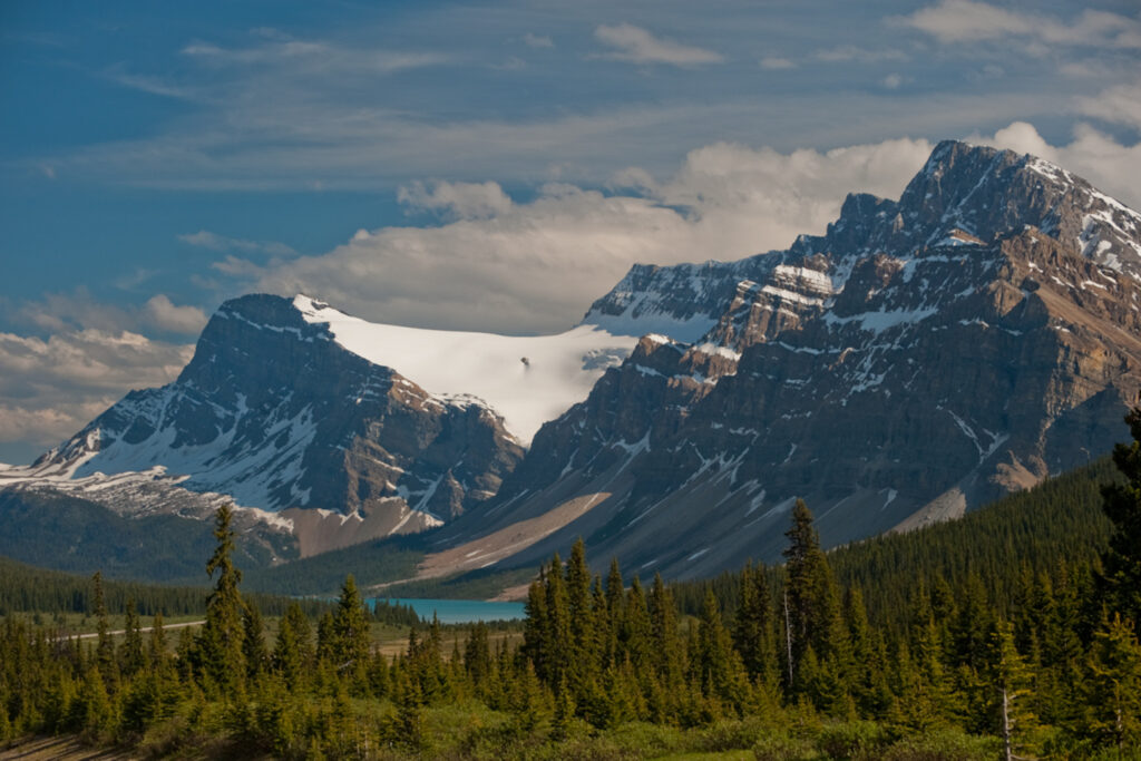 The Ultimate Icefields Parkway Road Trip: Where to Stop Between Banff and Jasper 4 Bow Lake & Crowfoot Glacier